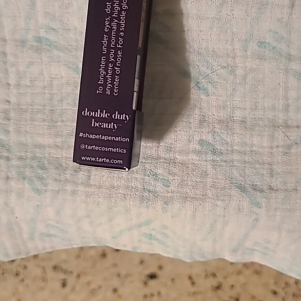Tarte Shape Tape Glow Wand color Auroral .2 fl oz/ 6 ml NIB